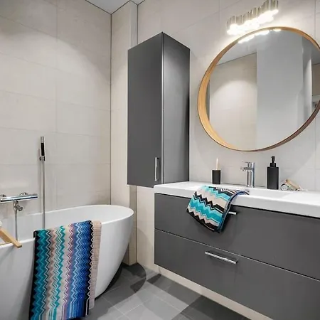 Dinbnb I 104 Sqm Of Comfort I 450m To I Bathtub Apartment Bergen